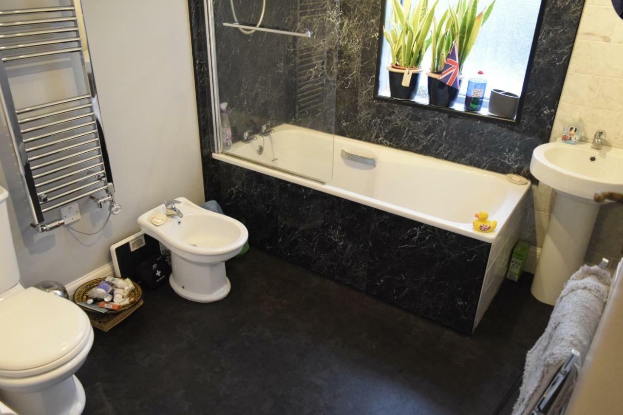 Crystal Palace B&B London Bagian luar foto
