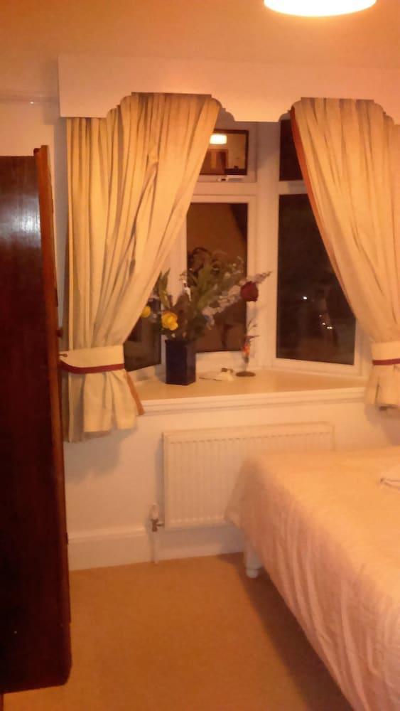 Crystal Palace B&B London Bagian luar foto